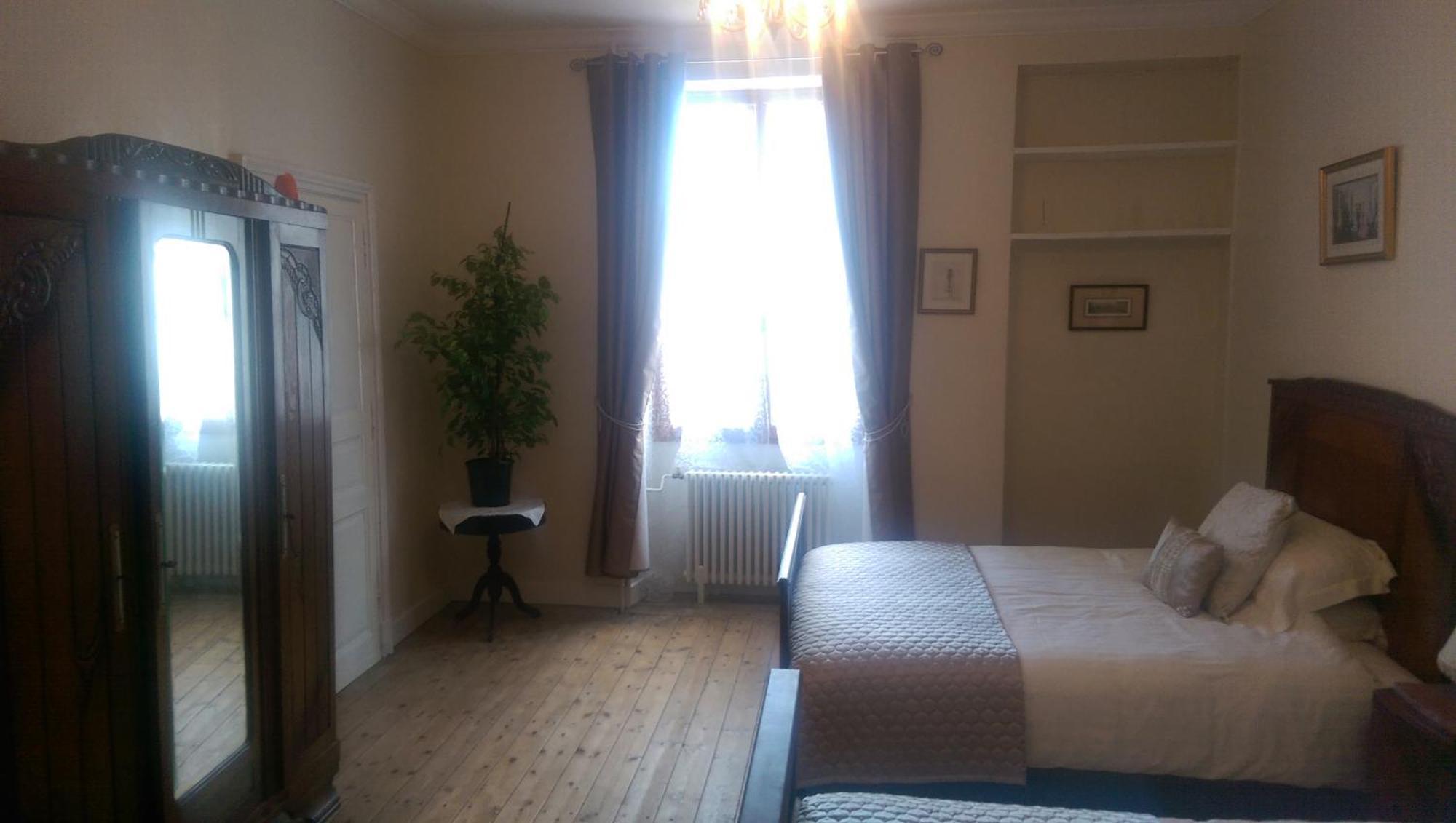 Vingt Grand Rue Bed and Breakfast Champagne-Mouton Δωμάτιο φωτογραφία