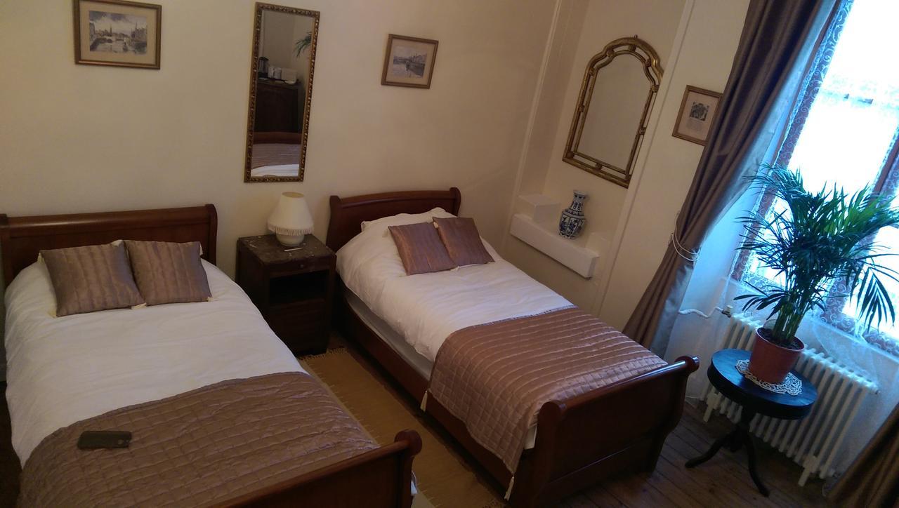 Vingt Grand Rue Bed and Breakfast Champagne-Mouton Εξωτερικό φωτογραφία